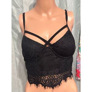 NEW WITH TAGS WOMEN BLACK SEXY LACEY CROP size small